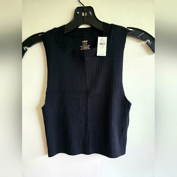 NWT! AERIE, Ribbed Rebel Crop Tank Top, Black,  Size XS-$24.50 - Picture 1 of 8